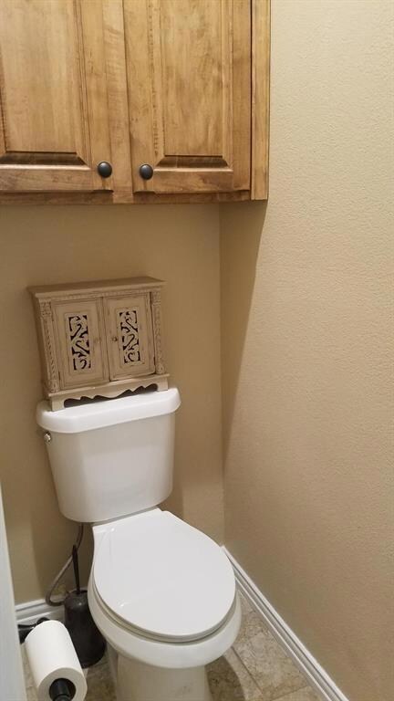 2702 Satellite Ct, Granbury, TX 76048 - photo 5