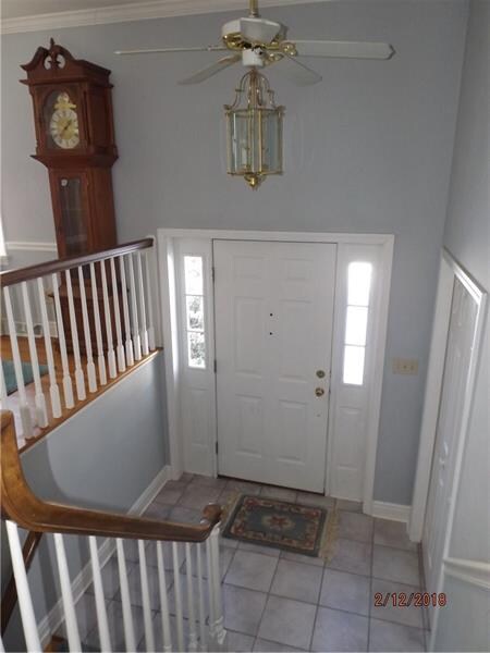 Inviting front entry.