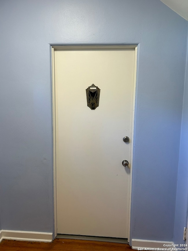224 E Rosewood Ave unit 1, San Antonio, TX 78212 - photo 5