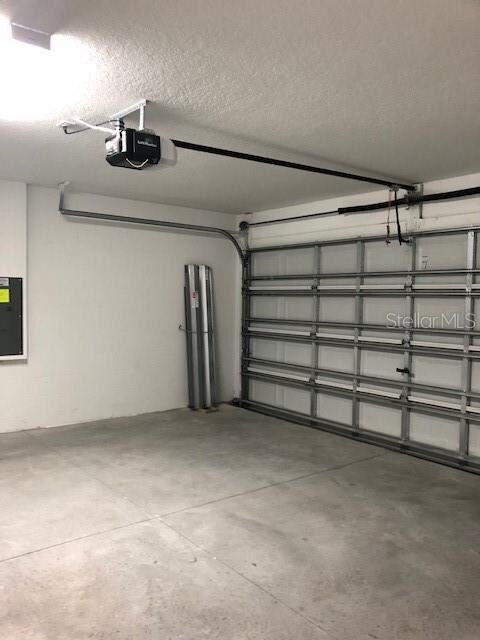 6951 King Creek Dr, Sun City Center, FL 33573 - photo 7