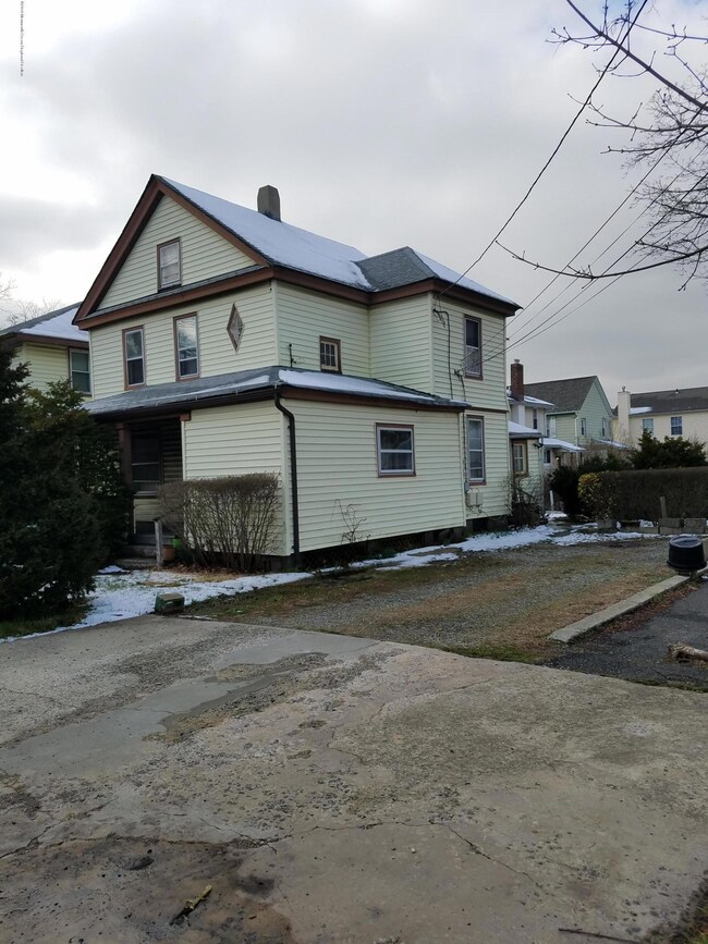 106 Newman Springs Rd unit 108, Red Bank, NJ 07701 - photo 2