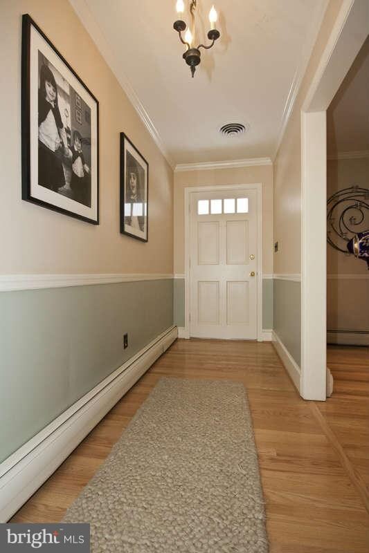 11300 Woodland Dr, Lutherville Timonium, MD 21093 - photo 2