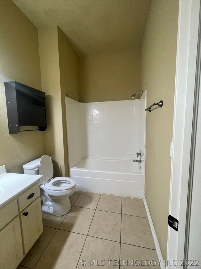 4484 S 202nd East Ave, Broken Arrow, OK 74014 - photo 7