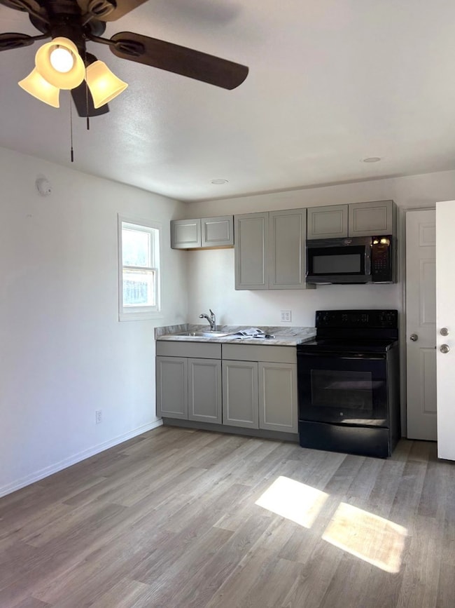 1405 W Kentucky Ave unit C, Midland, TX 79701 - photo 3