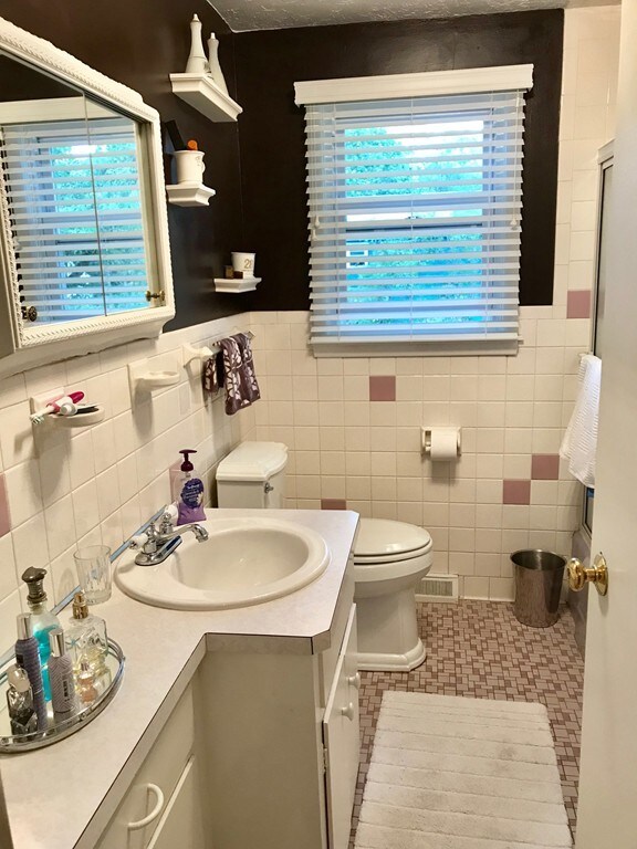 4 Eagle Rock Rd, Randolph, MA 02368 - photo 7