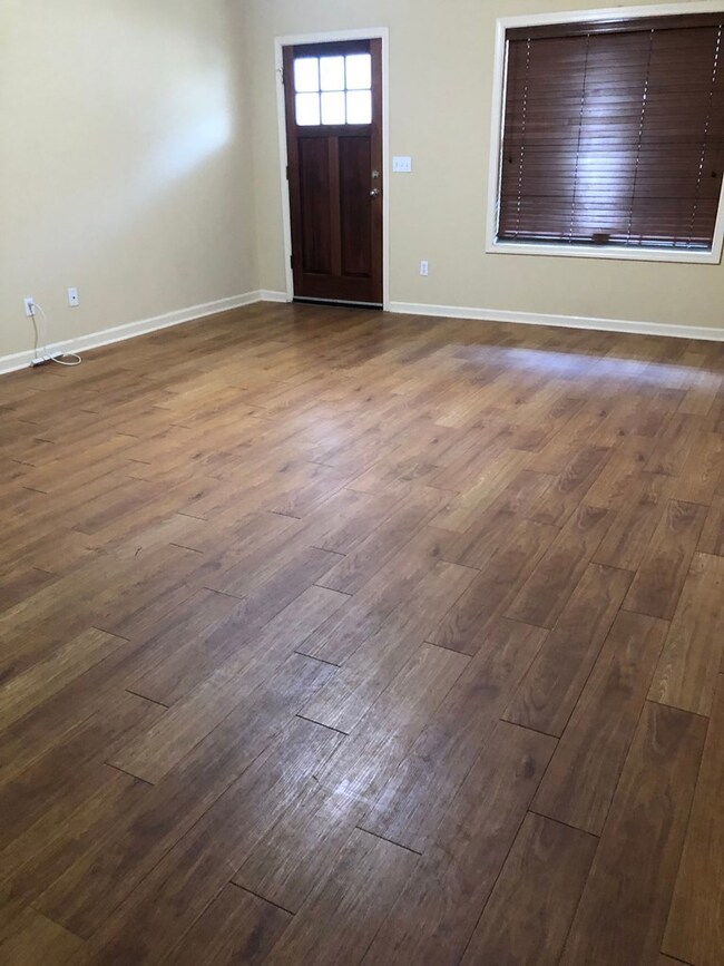 100 Pr 1037, Oxford, MS 38655 - photo 2