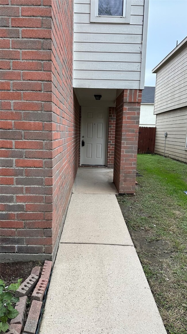 2834 Iris Valley Way, Houston, TX 77038 - photo 2