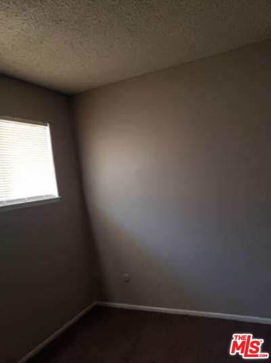 3464 Rainbow Ln, Highland, CA 92346 - photo 4