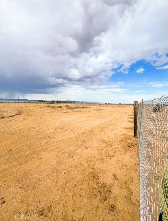 0 W Rosamond Blvd W unit DW25208618, Rosamond, CA - photo 4