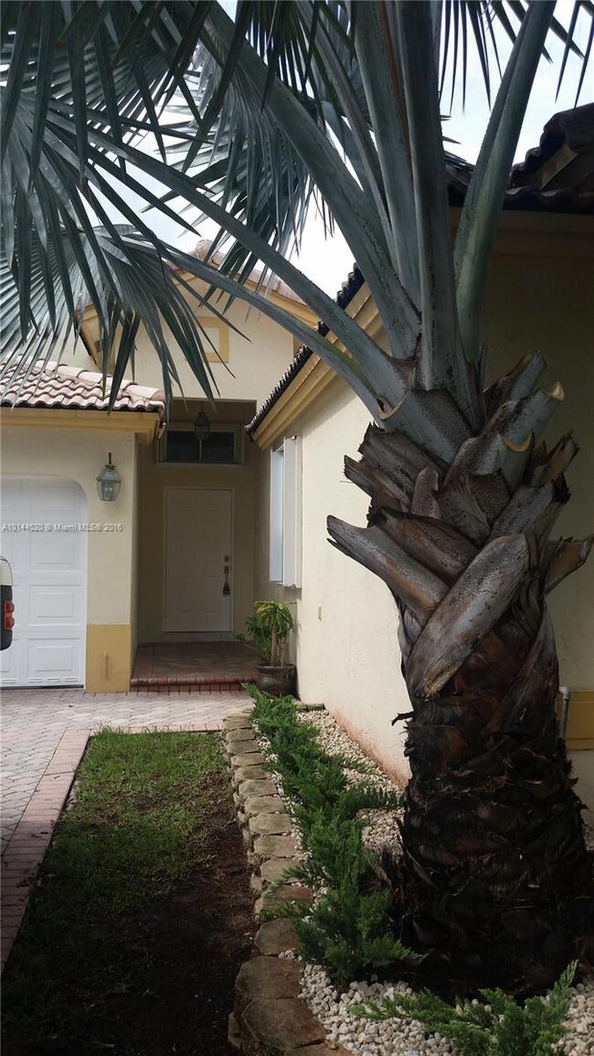 11000 NW 73rd St, Doral, FL 33178 - photo 3