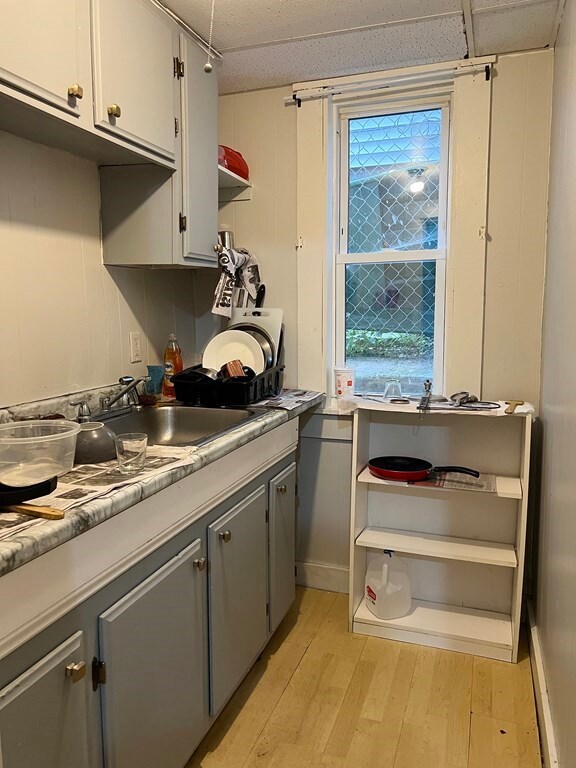 63 Mason St, Worcester, MA 01610 - photo 4