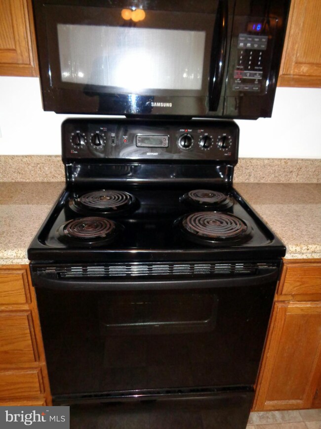 1109 Patriot Ln, Bowie, MD 20716 - photo 6