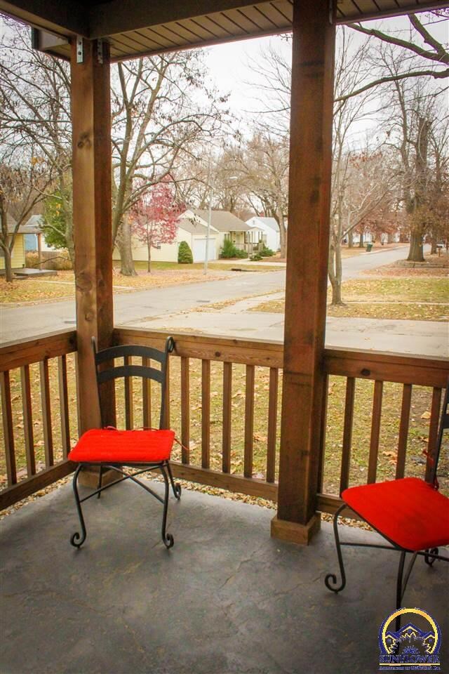 615 SW Randolph Ave, Topeka, KS 66606 - photo 3