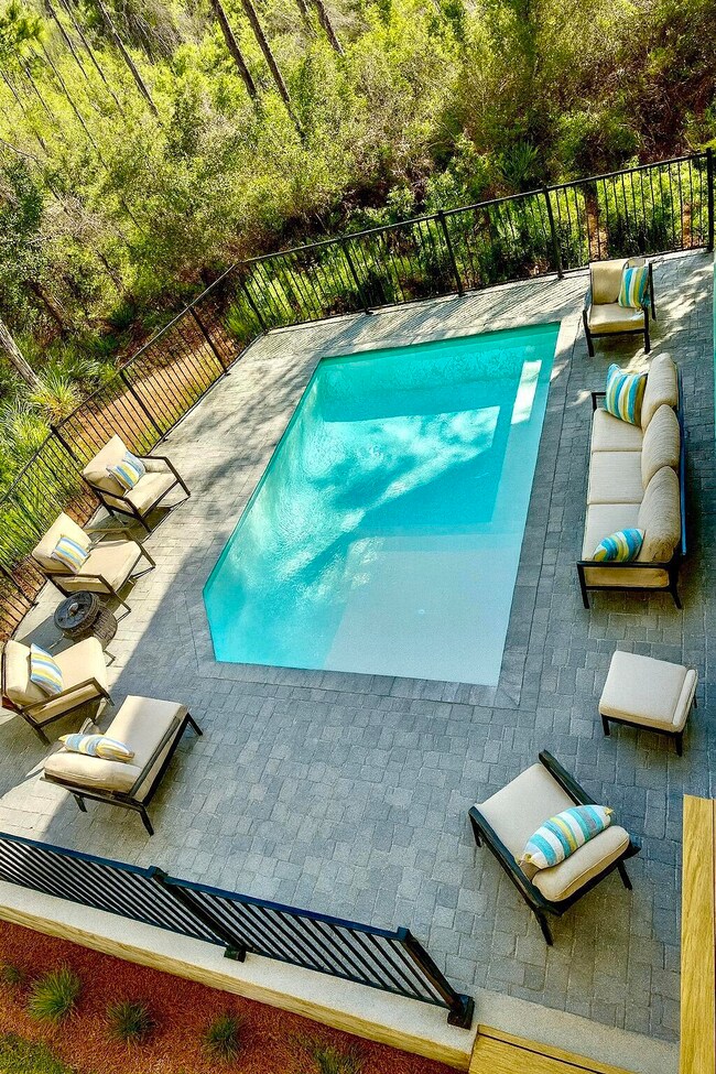 E1FDC783-3444-4966-BB4D-4DE7B032D1A8