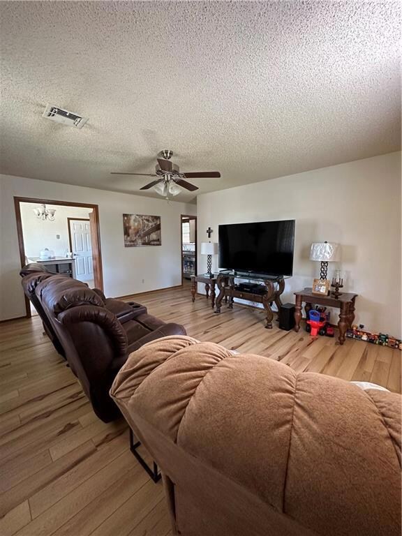601 Howard Dr, Oklahoma City, OK 73115 - photo 6