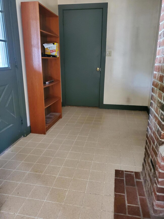 MUD ROOM