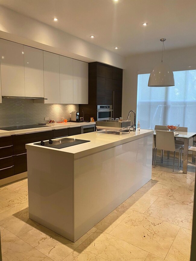 3222 NE 212th Terrace, Miami, FL 33180 - photo 5