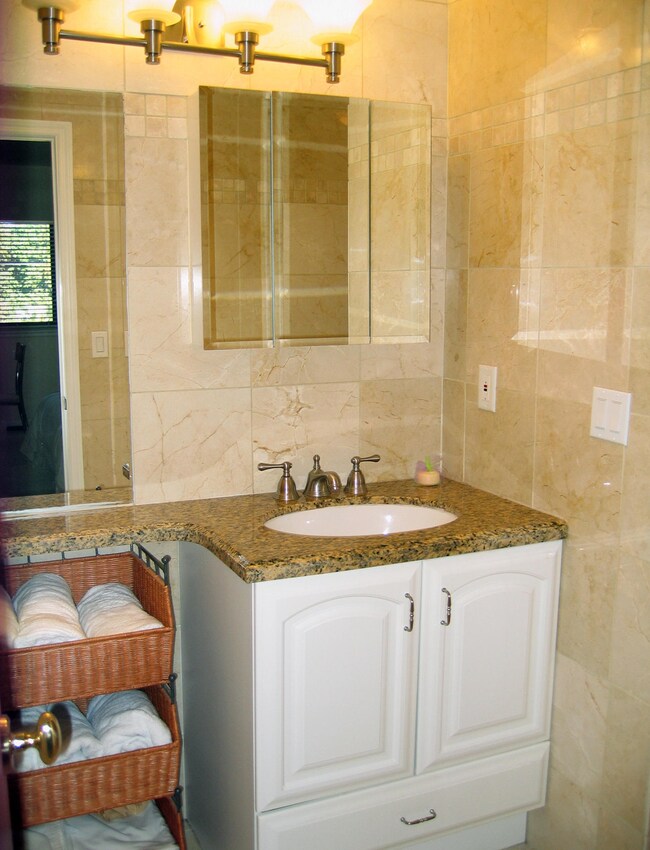 PBTS_115_Bathroom