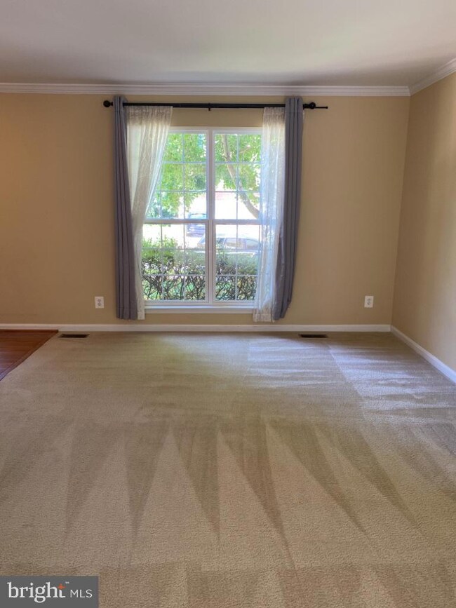 8 Sarrington Ct, Stafford, VA 22554 - photo 4