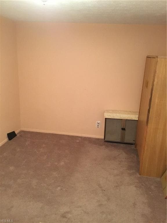 3345 Berkeley Rd, Cleveland, OH 44118 - photo 7