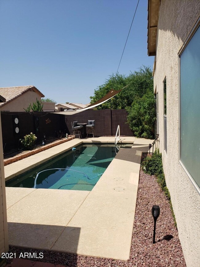 pool-1