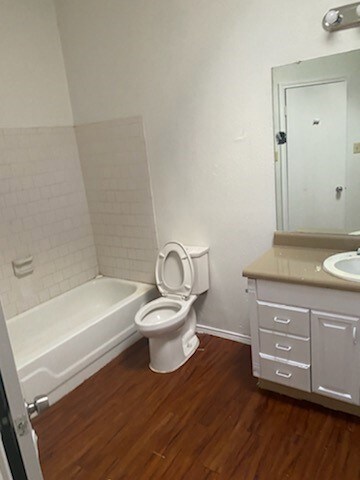 5734 Gineridge Dr, Houston, TX 77053 - photo 7