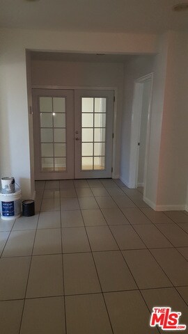 8114 Wilbur Ave, Reseda, CA 91335 - photo 2