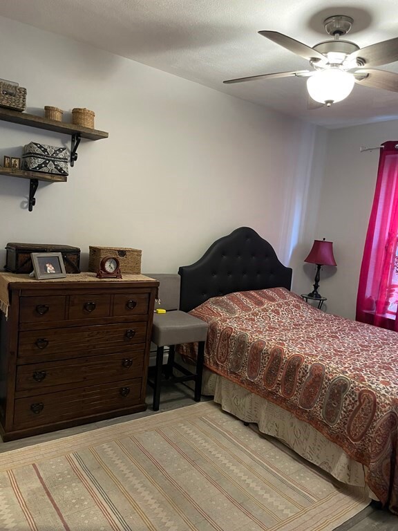 160 Salem St unit 5, Boston, MA 02113 - photo 3