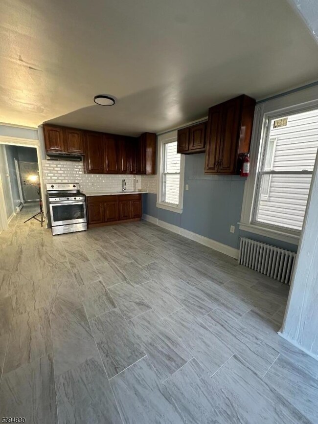 334 11th Ave unit 2, Paterson, NJ 07514 - photo 3