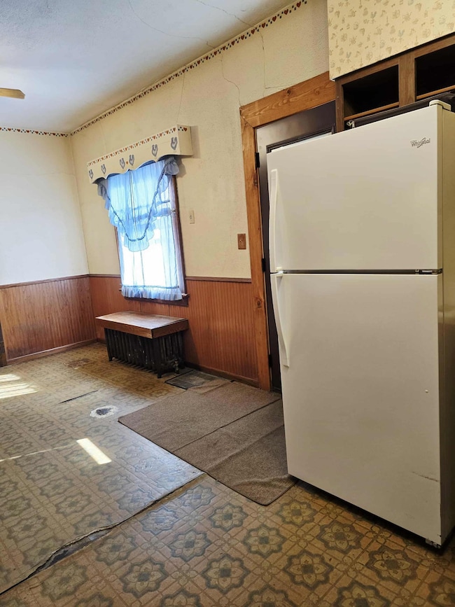 603 Arnold Ave N, Thief River Falls, MN 56701 - photo 6