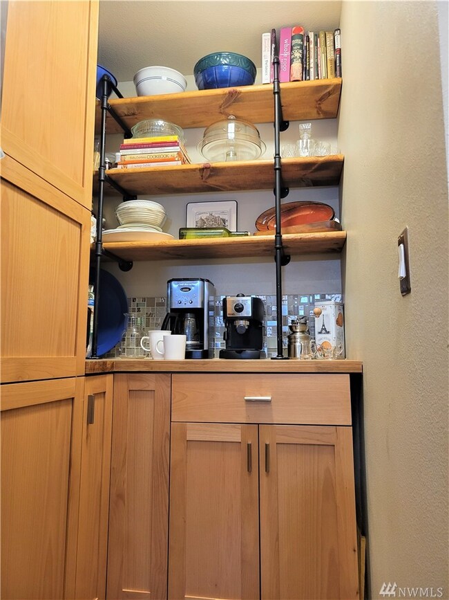 12303 Harbour Pointe Blvd unit CC204, Mukilteo, WA 98275 - photo 7