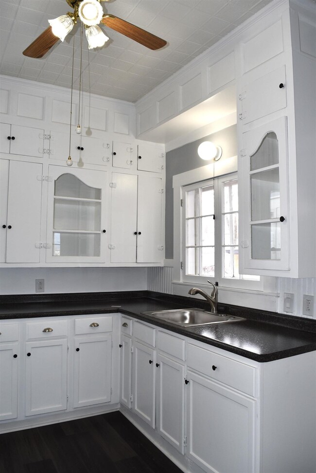 26 Nichols St, Rutland, VT 05701 - photo 3