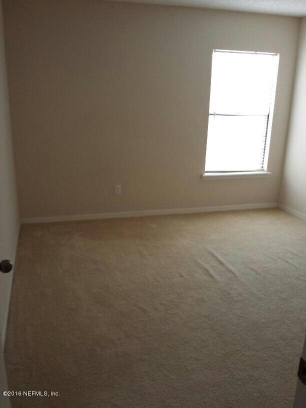 7744 Highchair Ln, Jacksonville, FL 32210 - photo 4