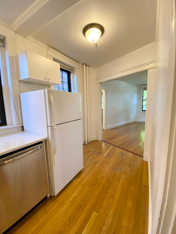 122 Riverway unit 4, Boston, MA 02215 - photo 7