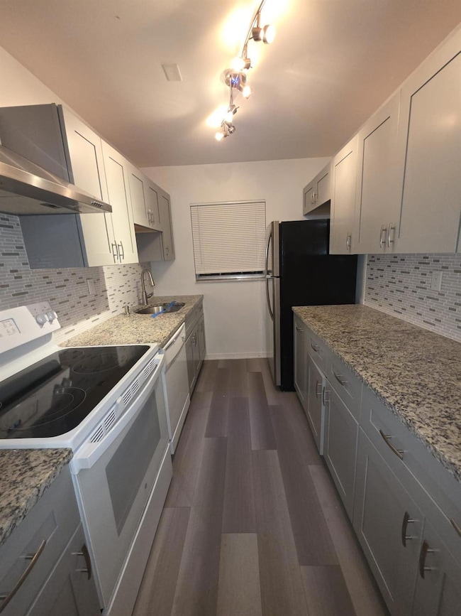 5073 Lakefront Blvd unit C, Delray Beach, FL 33484 - photo 6