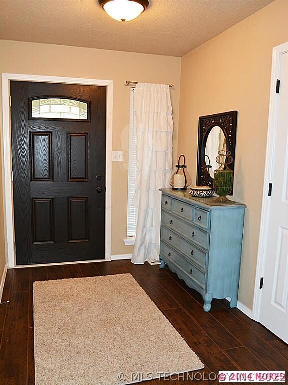 1209 S 33rd St, Broken Arrow, OK 74014 - photo 4