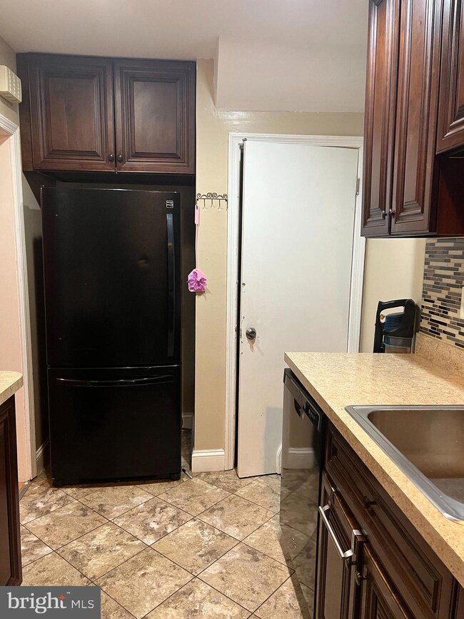 2147 Firethorn Rd, Middle River, MD 21220 - photo 6