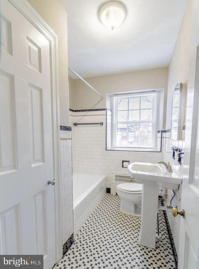 709 N Broom St unit 4, Wilmington, DE 19805 - photo 6