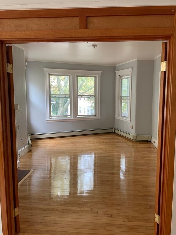 205 Rawson Rd unit 2, Brookline, MA 02445 - photo 2