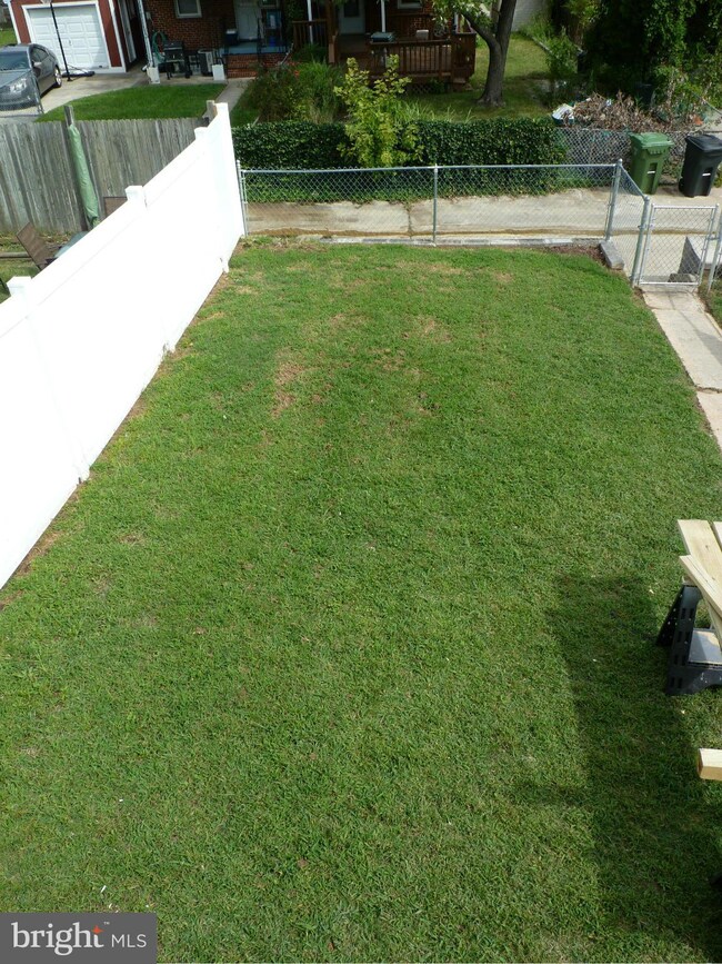 6505 Belle Vista Ave, Baltimore, MD 21206 - photo 3