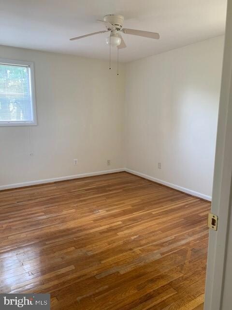 909 Cooks Ln unit 5A, Baltimore, MD 21229 - photo 3