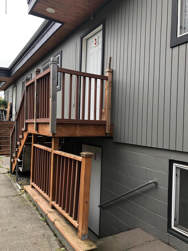 Entry Units 1 & 3