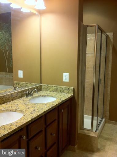 42013 Village Station Square unit 1, Aldie, VA 20105 - photo 2