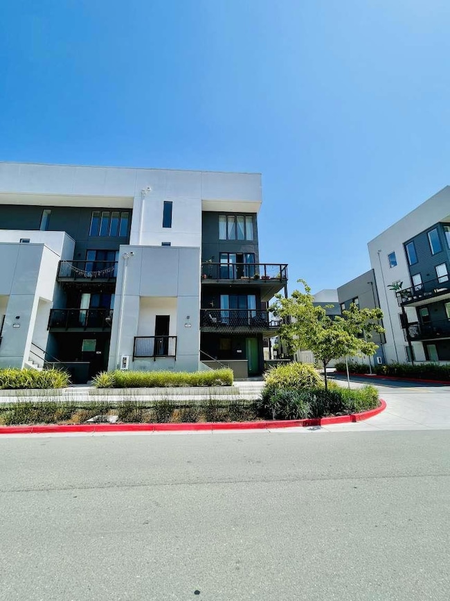 45139 Challenge unit 1001, Fremont, CA 94538 - photo 4