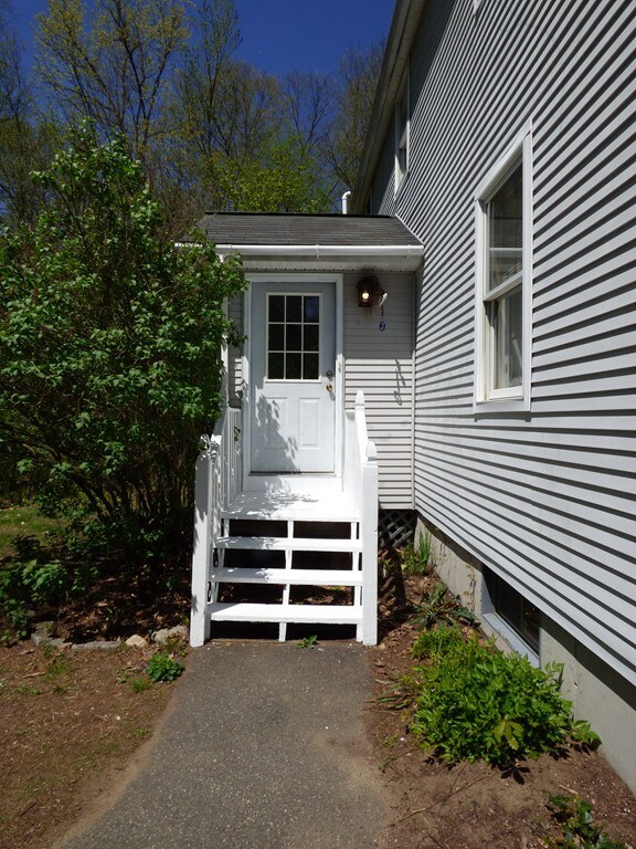 42 Randall Wood Dr, Montague, MA 01351 - photo 7