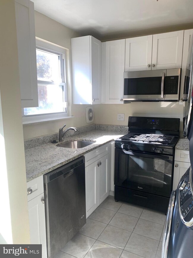 1703 Addison Rd S, District Heights, MD 20747 - photo 5