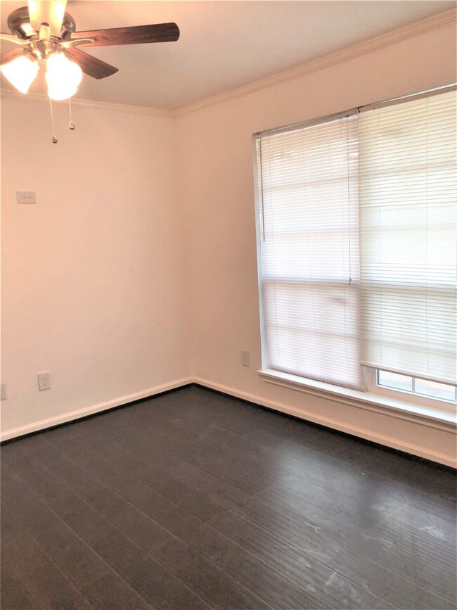 1443 Saddle Rock Dr, Houston, TX 77088 - photo 5