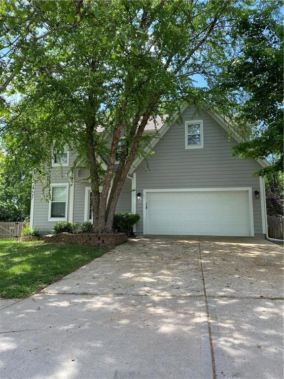 13971 W 147th St, Olathe, KS 66062 - photo 3