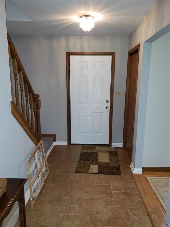 7077 Limerick Square, Bethlehem, PA 18017 - photo 6