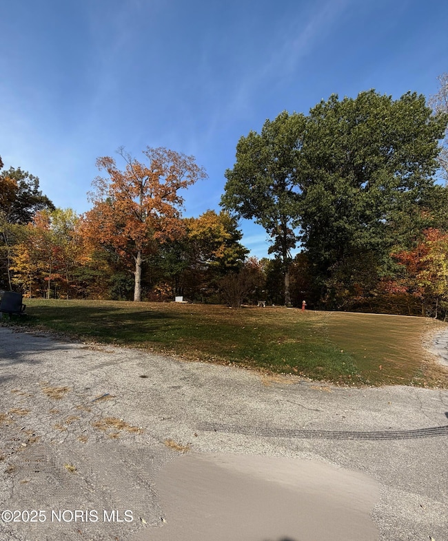 726 Indian Bridge Ln, Defiance, OH 43512 - photo 2